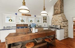 4925 Main St, Chappell Hill, TX 77426