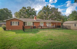 54 Park Ridge Drive, Mount Vernon, IN 47620
