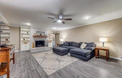 1015 S Lang Avenue, Denison, TX 75020