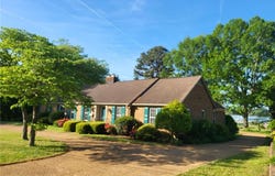 623 Haystack Landing RD, Newport News, VA 23602