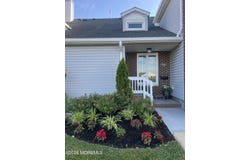 25 Meadow Avenue, Monmouth Beach, NJ 07750