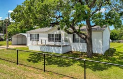 215 Dorothy Lane, Springtown, TX 76082