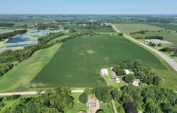 13433 Meeker McLeod Ave, Hutchinson, MN 55350