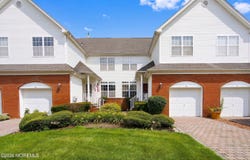 10 Wordsworth Court, Hightstown, NJ 08520