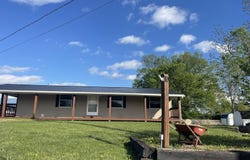 44 Lawrence Lane Lane, Flemingsburg, KY 41041