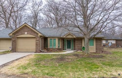 21329 Mulberry Court, Farmington Hills, MI 48336