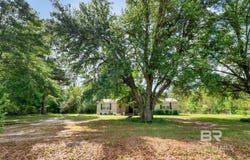 8775 Gulfcrest Road, Chunchula, AL 36521