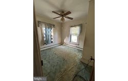 102 FOUNTAIN AVENUE, BURLINGTON, NJ 08016