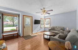 422 E 2nd St, Parker, SD 57035