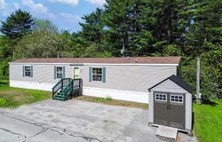 49 Putnam Park Road, Pittston, ME 04345