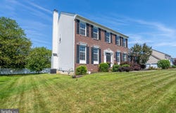 7433 CEDAR ROAD, MACUNGIE, PA 18062
