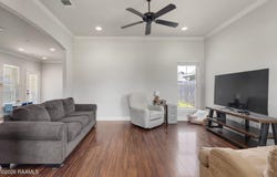 105 Canton Court, Youngsville, LA 70592