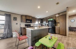 164 Maravillas Dr, Pleasanton, TX 78064