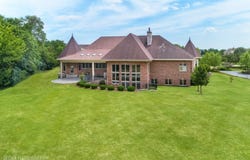 20 Terra Vita Court, South Barrington, IL 60010