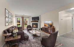 935 W Glen Park Avenue, Griffith, IN 46319