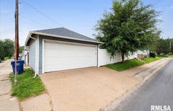 1658 West Lombard Street, Davenport, IA 52804