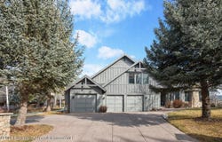 1096 Heritage Drive, Carbondale, CO 81623
