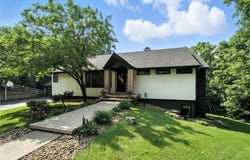16515 Hilltop Terrace, Minnetonka, MN 55345