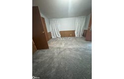 110 Oak St, Gladstone, IL 61437