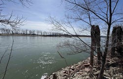 992 Wynstone Drive, Jefferson, SD 57038