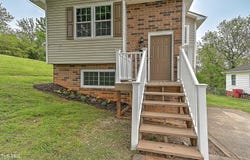 614 Davis Street, Johnson City, TN 37604