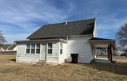 610 N Maple St, Osmond, NE 68765