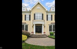 20 Squire Ct, Bernards Twp., NJ 07920-2566