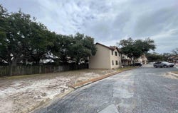 Baybridge Dr, Gulf Breeze, FL 32561
