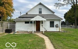 83 E Walnut Street, Fountaintown, IN 46130