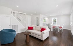 2 Taft Avenue, Islip, NY 11751