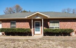 924 Guam St, Tool, TX 75143