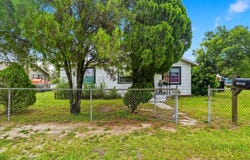 675 E BAY Avenue, EAGLE LAKE, FL 33839