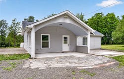 286 Holden Road, Lansing, NY 14882