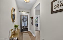 81 Saltmeadow Circle, Ocean Springs, MS 39564