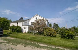43 Cottage Street, Milbridge, ME 04658