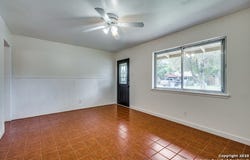 510 Lake, Kerrville, TX 78028
