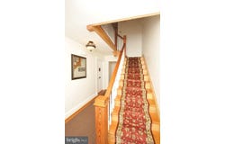 8272 E. MAIN #2 B, MARSHALL, VA 20115
