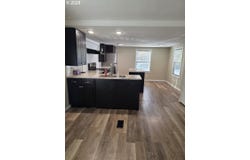 21201 NE 58TH St, Vancouver, WA 98682