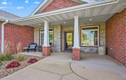 2040 Cedar Hill Ave. SE, Dyersville, IA 52040