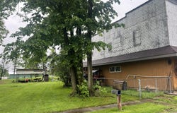 W11218 Grunewald St, Gresham, WI 54128