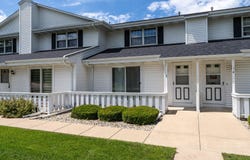 628 Westbury Ln, Delavan, WI 53115