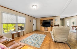 344 Johnson Farm Rd, Maynardville, TN 37807
