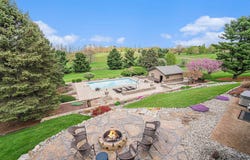 54763 Colonial Ridge Drive, Bristol, IN 46507