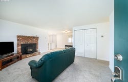 705 GOUCHER ST, Amity, OR 97101