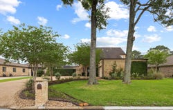 4655 Elmhurst Dr., Beaumont, TX 77706