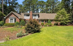 15 Magnolia Avenue, Pinehurst, NC 28374