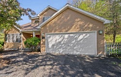 107 Fox Run Drive, Schenectady, NY 12303
