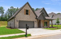 124 MCALPIN CIRCLE, PELHAM, AL 35124
