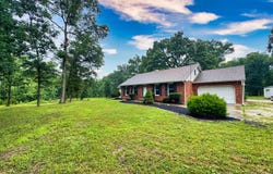 3829 County Road 2730, Moberly, MO 65270