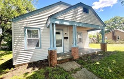 227 S Lynn Street, Nevada, MO 64772